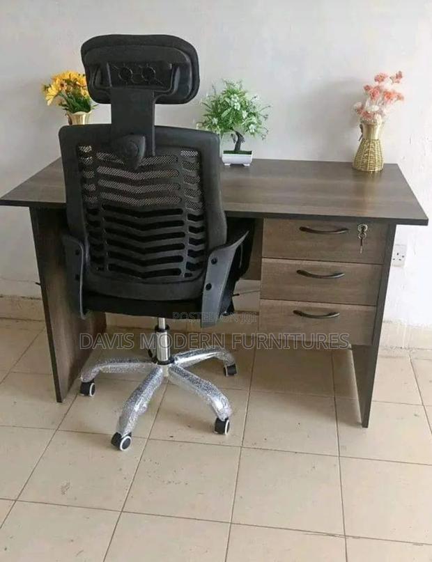 Ergonomic Office Desk + Adjustable Mesh Chair — Wood Finish, 3 Drawers