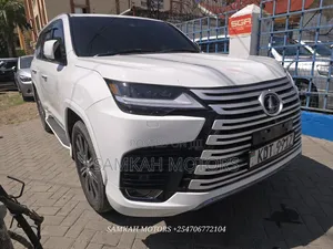 Lexus LX 2018 White