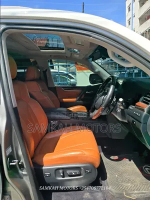 Lexus LX 2018 White
