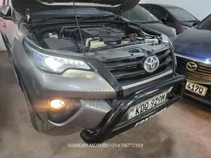 Toyota Fortuner 2019 Gray