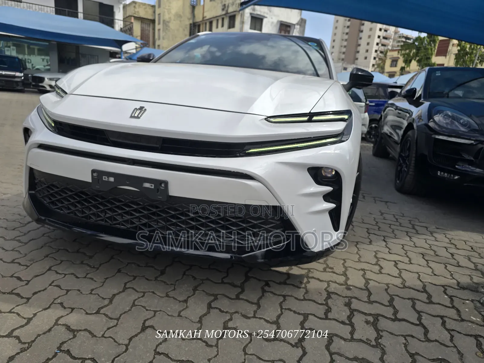 Toyota Crown 2024 White