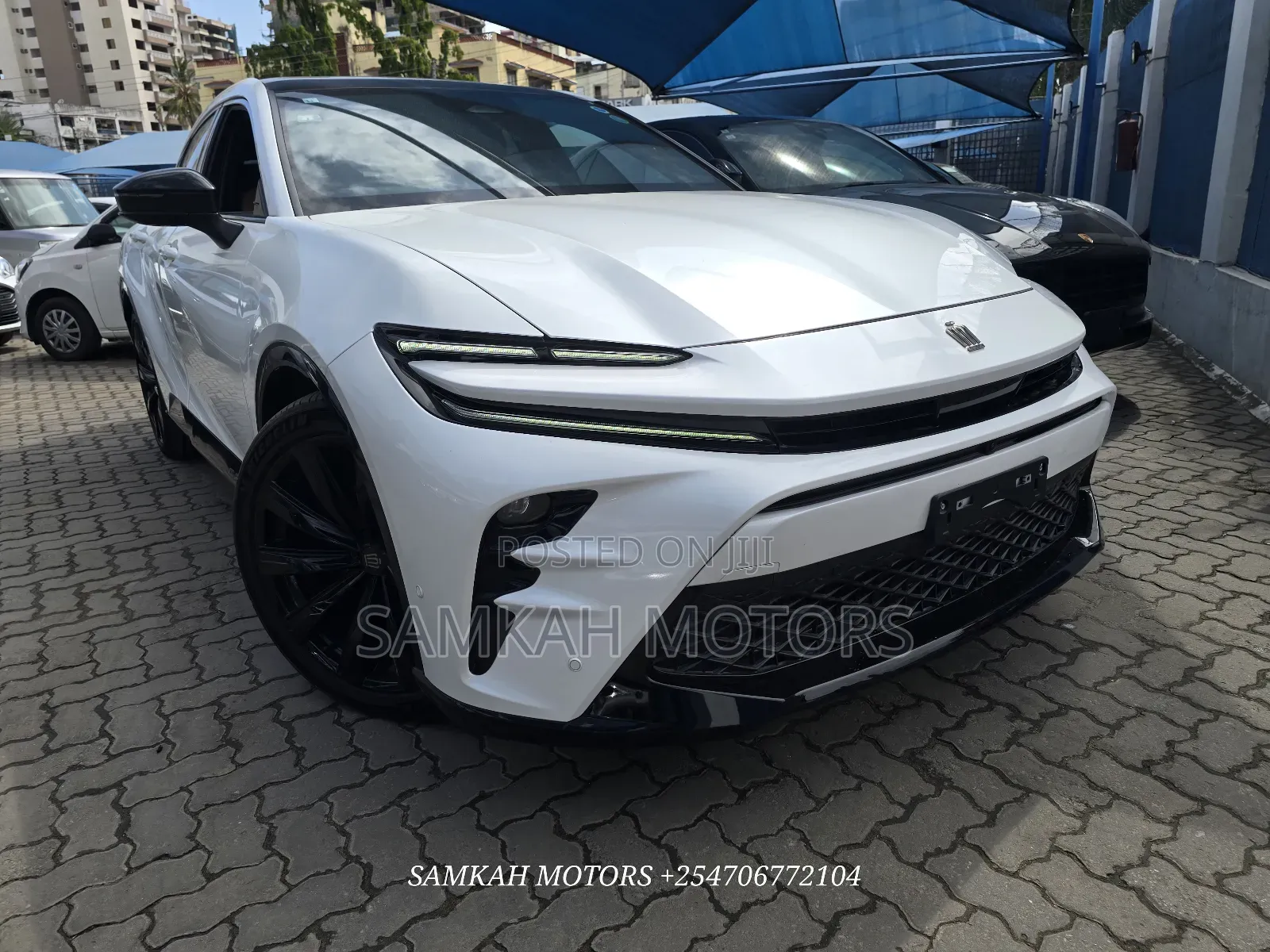 Toyota Crown 2024 White