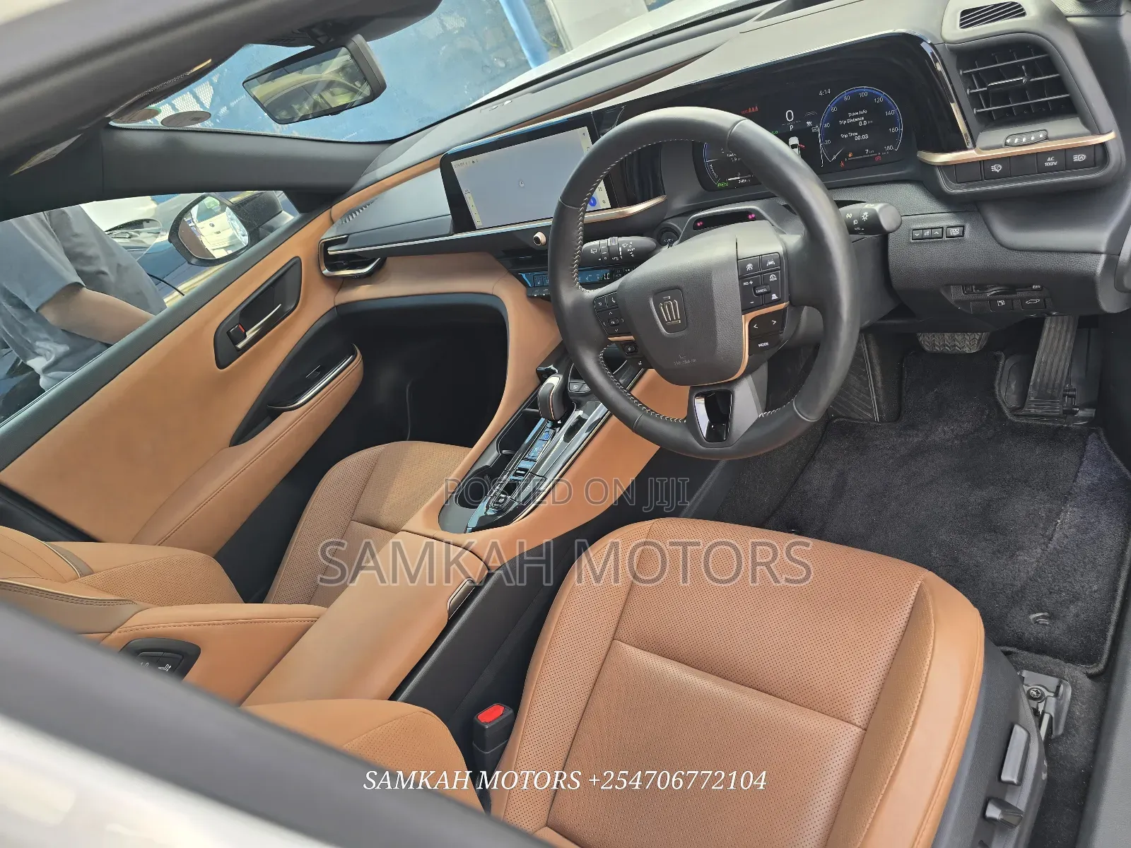 Toyota Crown 2024 White