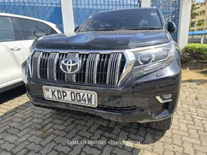 Toyota Land Cruiser Prado 2017 Black