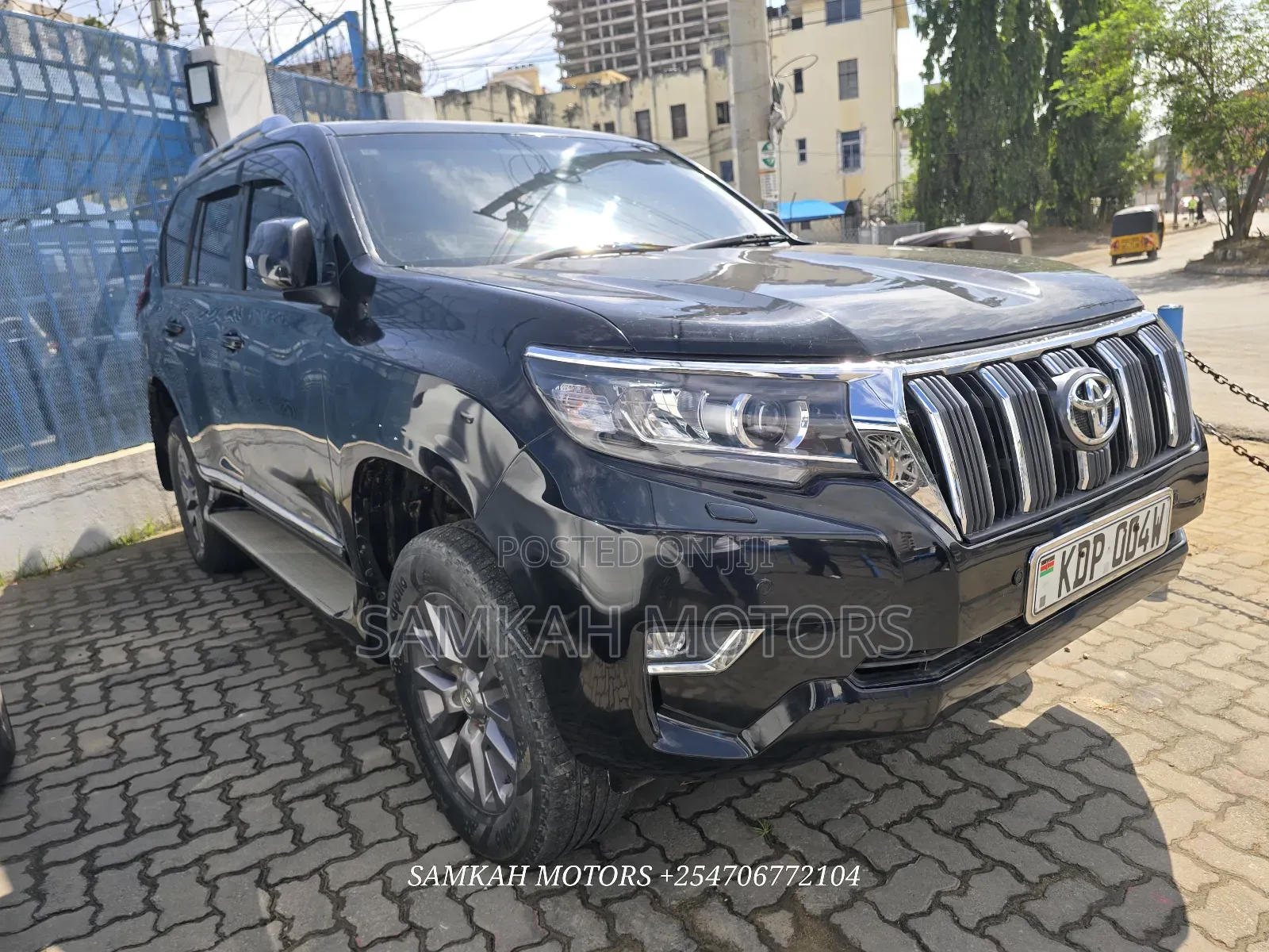 Toyota Land Cruiser Prado 2017 Black