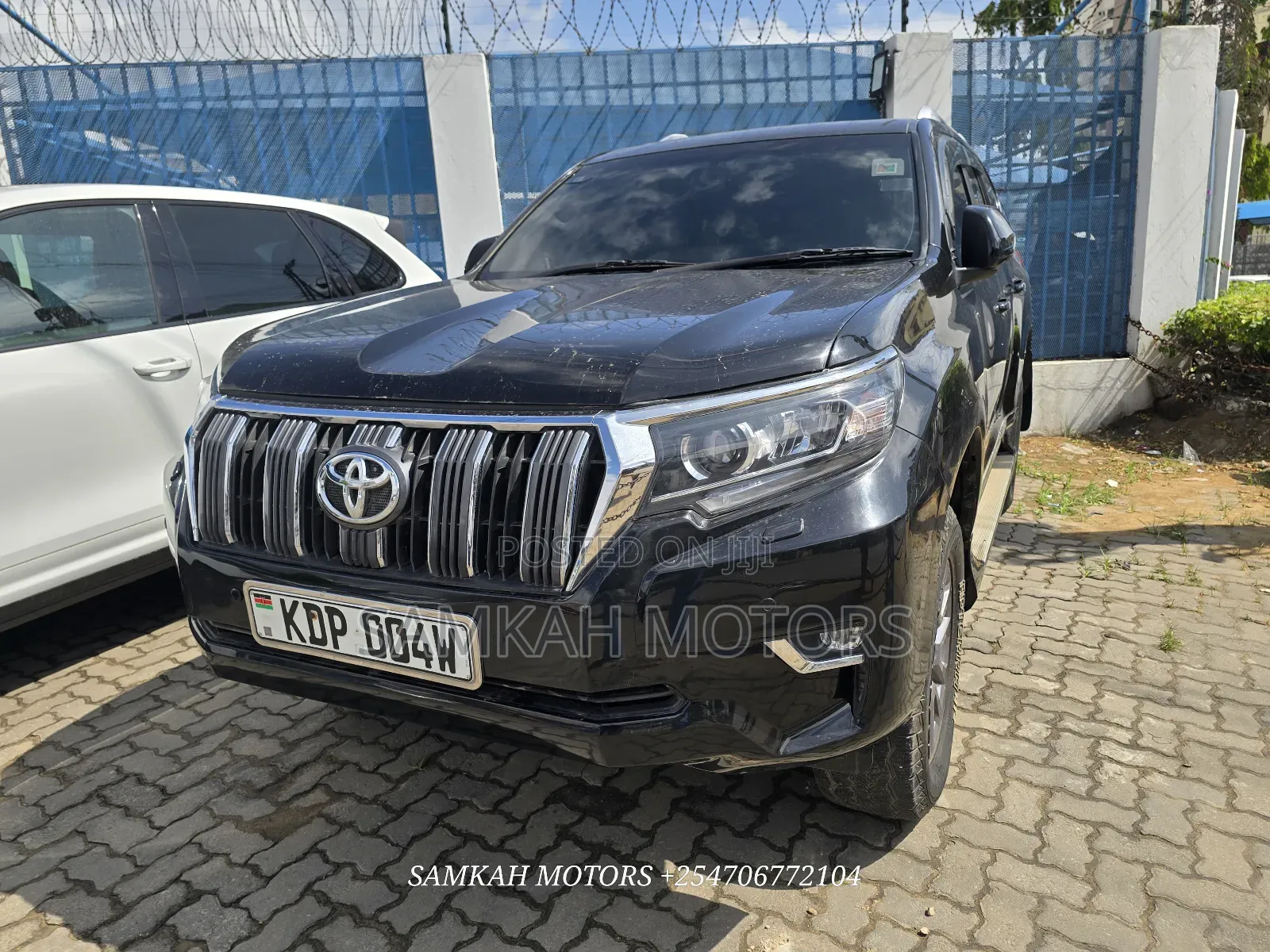 Toyota Land Cruiser Prado 2017 Black