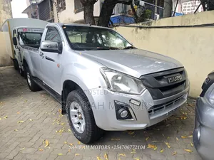 Isuzu D-MAX 2022 Silver
