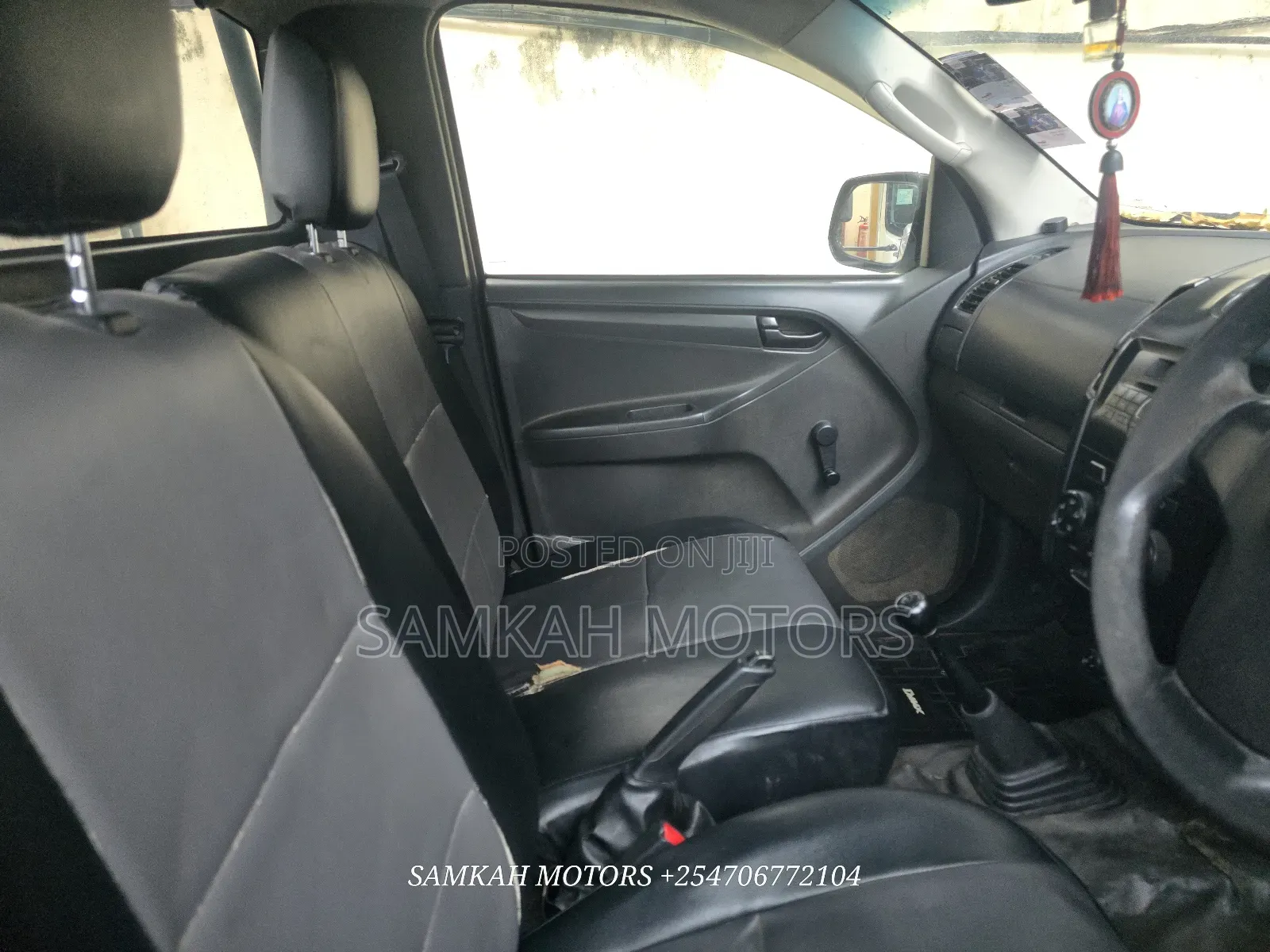 Isuzu D-MAX 2022 Silver