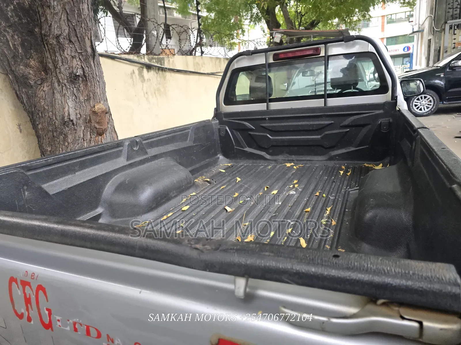 Isuzu D-MAX 2022 Silver