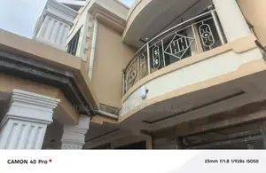 Thome Estate ,Villa for Sell on Half an Acre Land