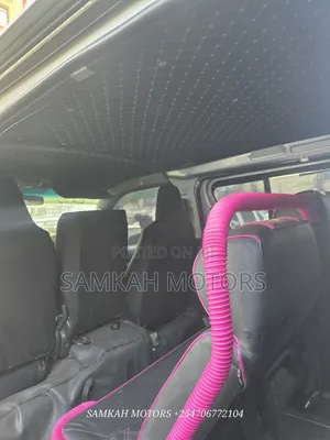 Toyota HiAce 2015 Silver