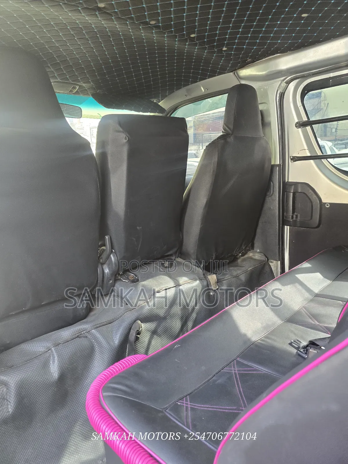 Toyota HiAce 2015 Silver