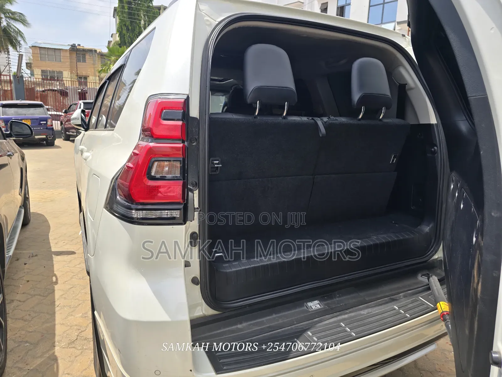 Toyota Land Cruiser Prado 2018 White