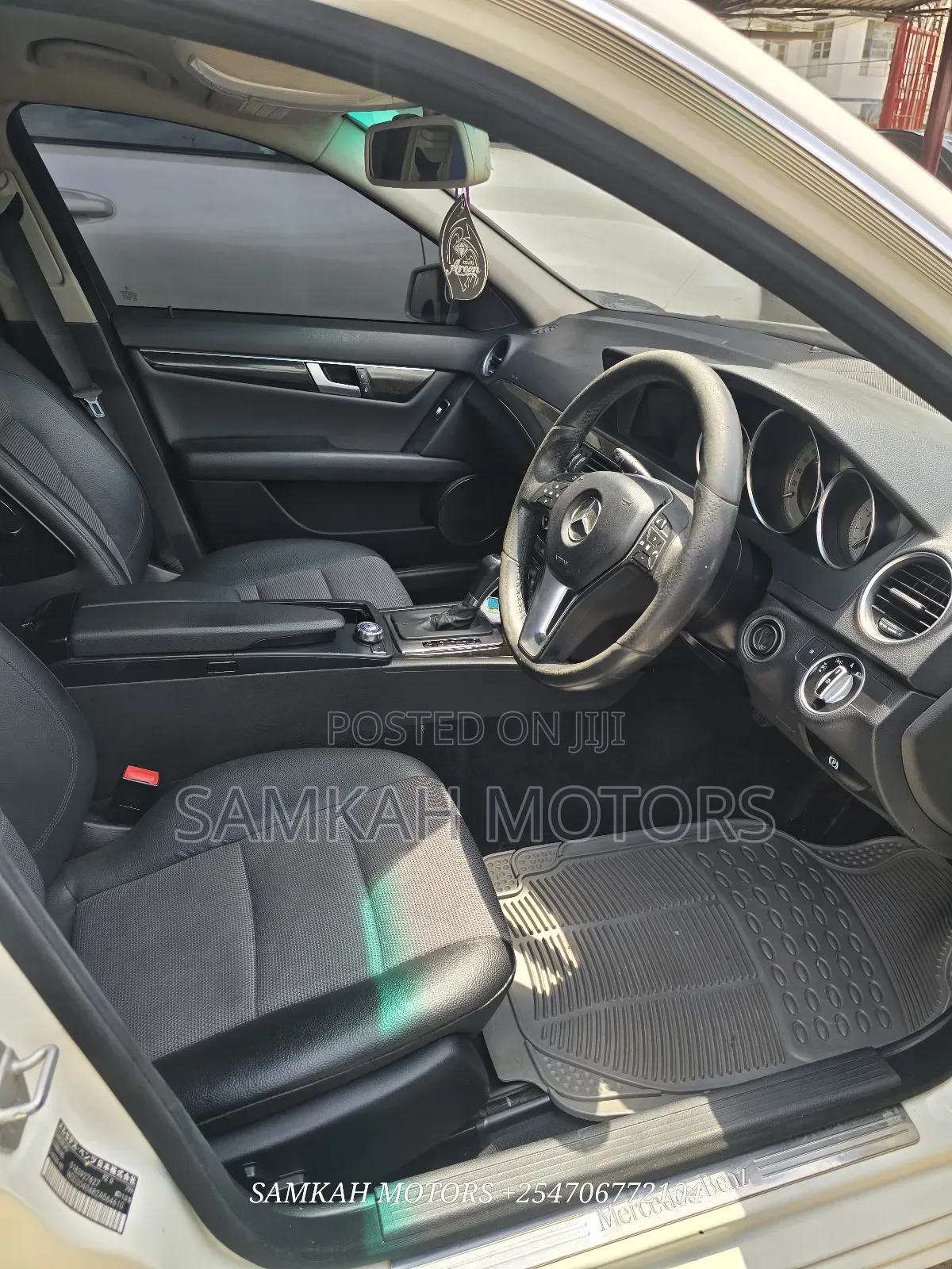 Mercedes-Benz C200 2013 White