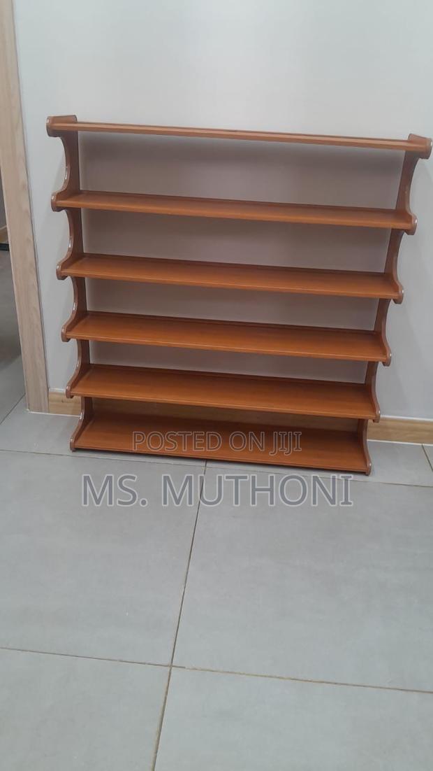 Minimalist Diy Entryway Shoe Rack - thumbnail 2