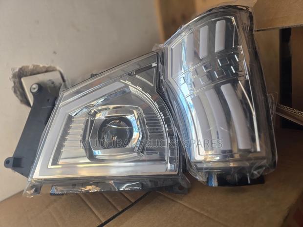 Isuzu NPR and NKR Led Digital Headlight and Corner Light - thumbnail 4