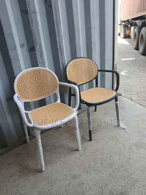Modern Dining Chair With Armrest