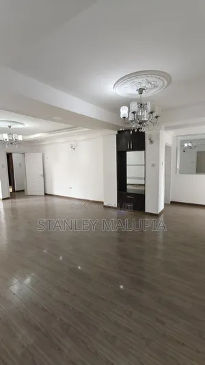 3bdrm Apartment in Rhapta Road Side for rent
