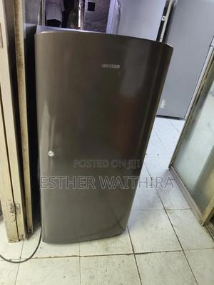 Sumsung 180 Litres Silver Fridge - thumbnail 2