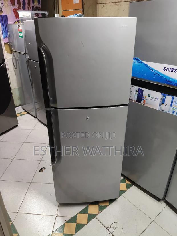 300litres Sumsung Fridge on Sale