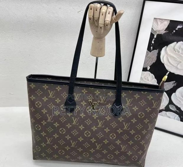 Shoulder Bags - thumbnail 4