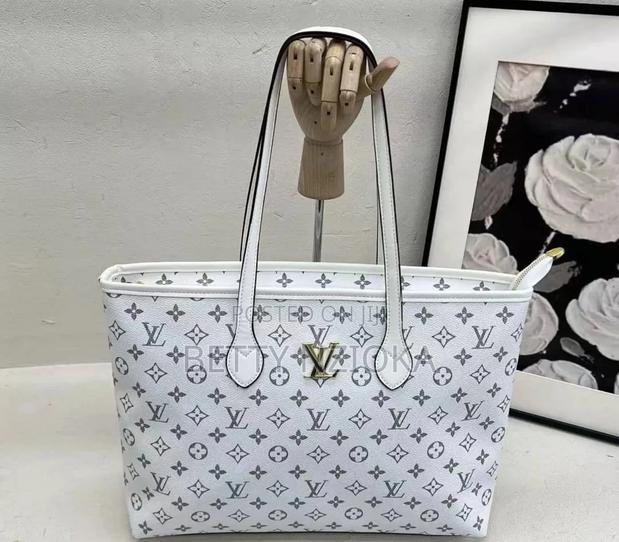 Shoulder Bags - thumbnail 5