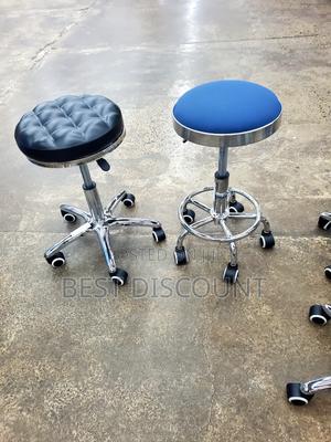 Spar / Salon Stools - thumbnail 2