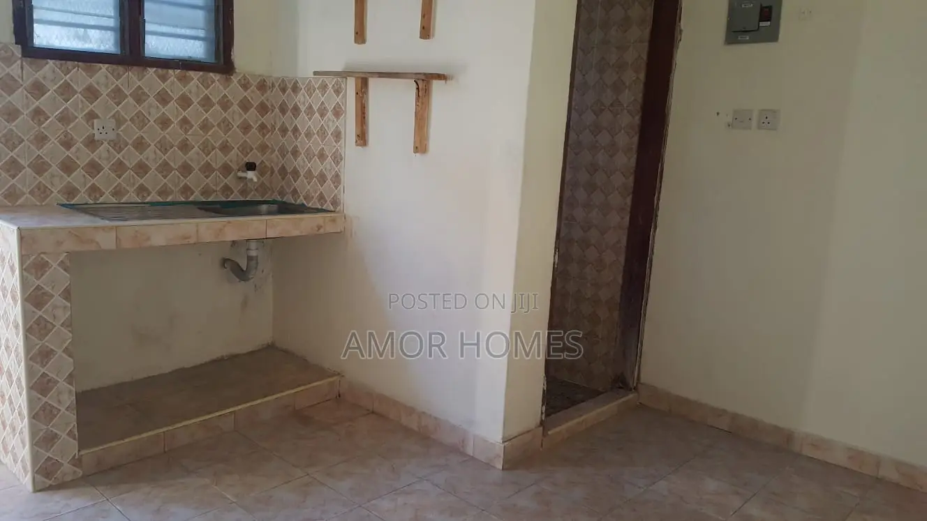 1bdrm Bedsitter in Manoni, Mshomoroni for rent