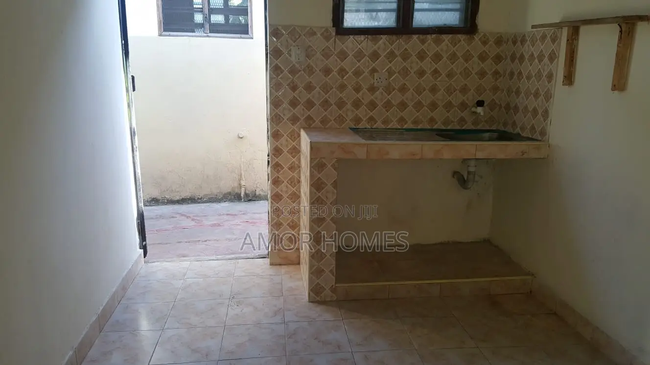 1bdrm Bedsitter in Manoni, Mshomoroni for rent