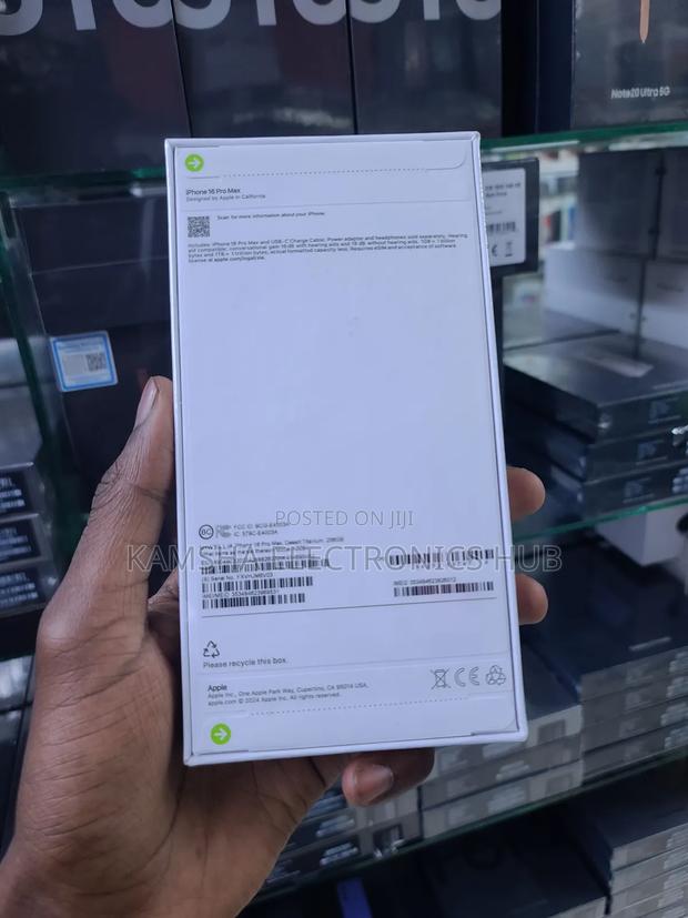 New Apple iPhone 16 Pro Max 256 GB - thumbnail 3