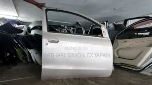 Toyota Porte Driver’S Door (First Generation 2004–2012)