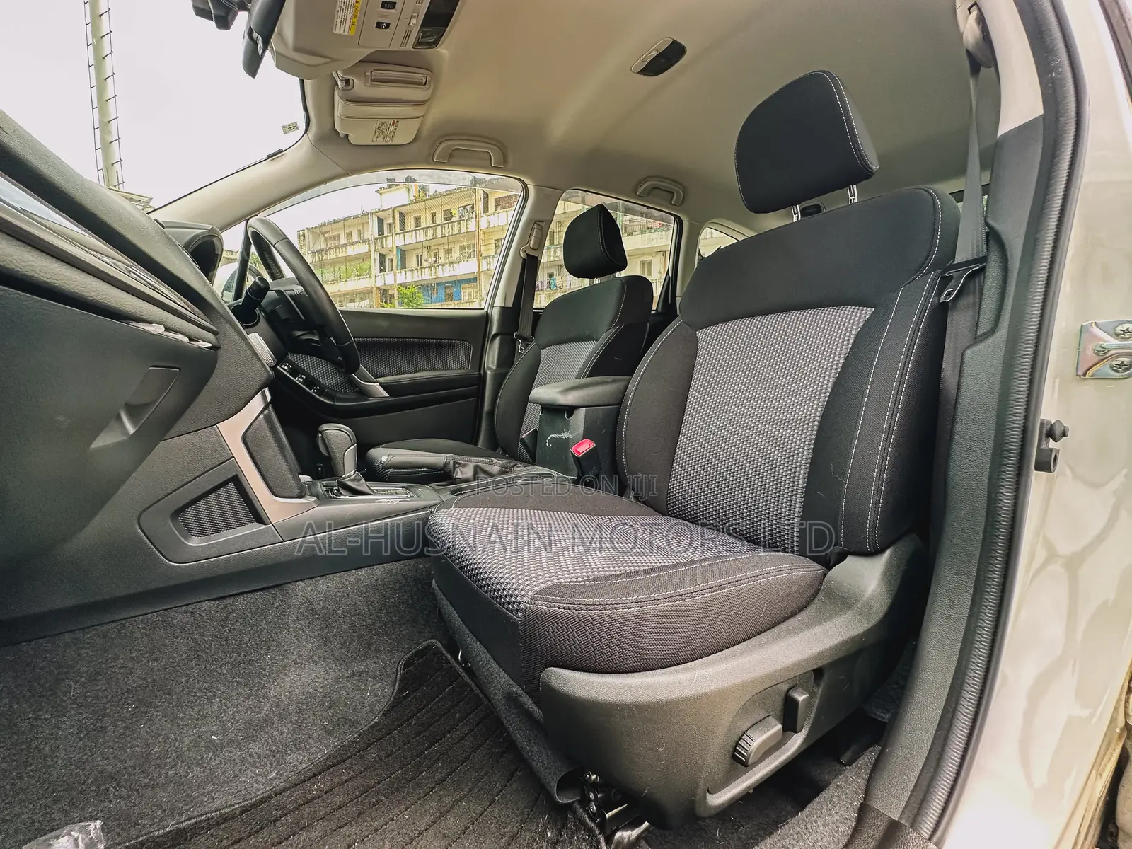 Subaru Forester 2018 Pearl