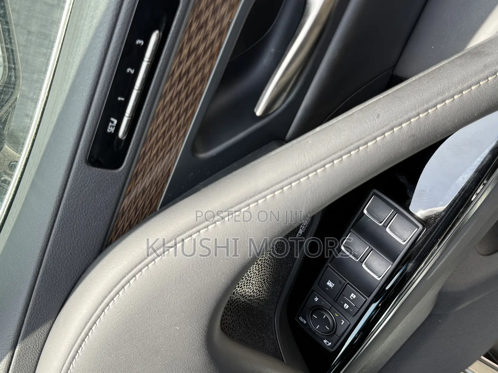 Lexus LX 2022