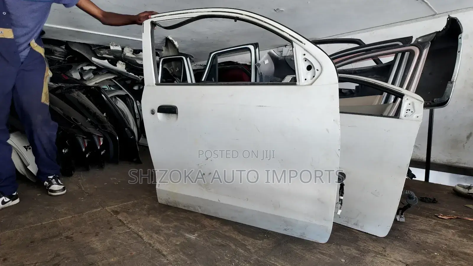 Suzuki Alto Driver’S Side Door