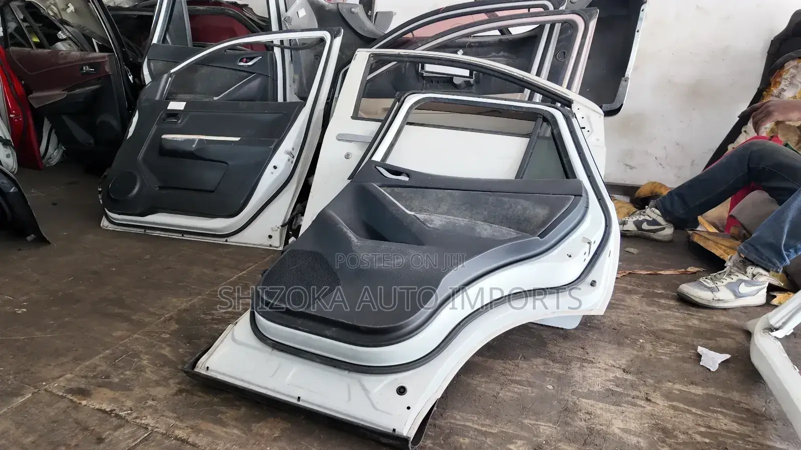 Toyota Passo / Daihatsu Boon 2nd Gen Driver’S Side Door