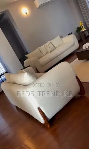 Bold Crafted 5 Seater Modern Couch 3,2