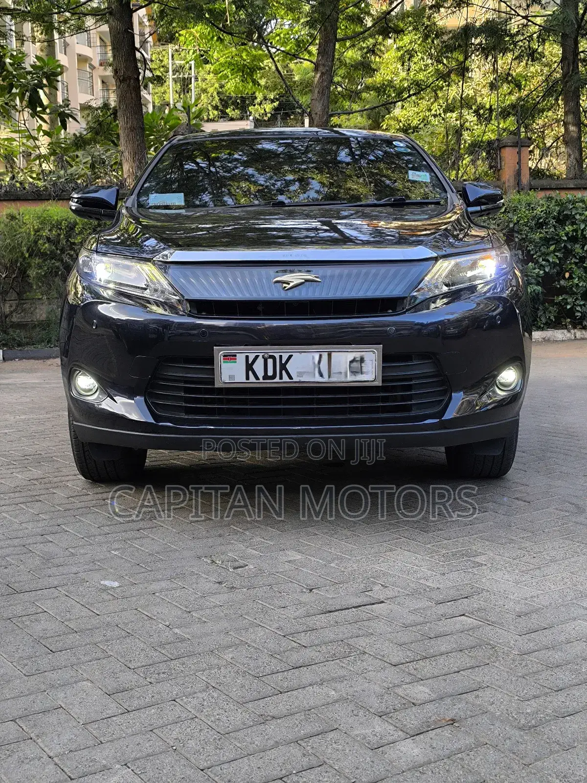Toyota Harrier 2.5 Hybrid 4WD 2016 Purple