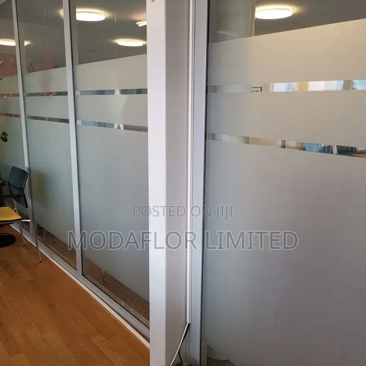 Office Decorative Privacy Film – Modern Workspace Look