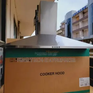 Hisense 90cm Built in With Chimney Hood