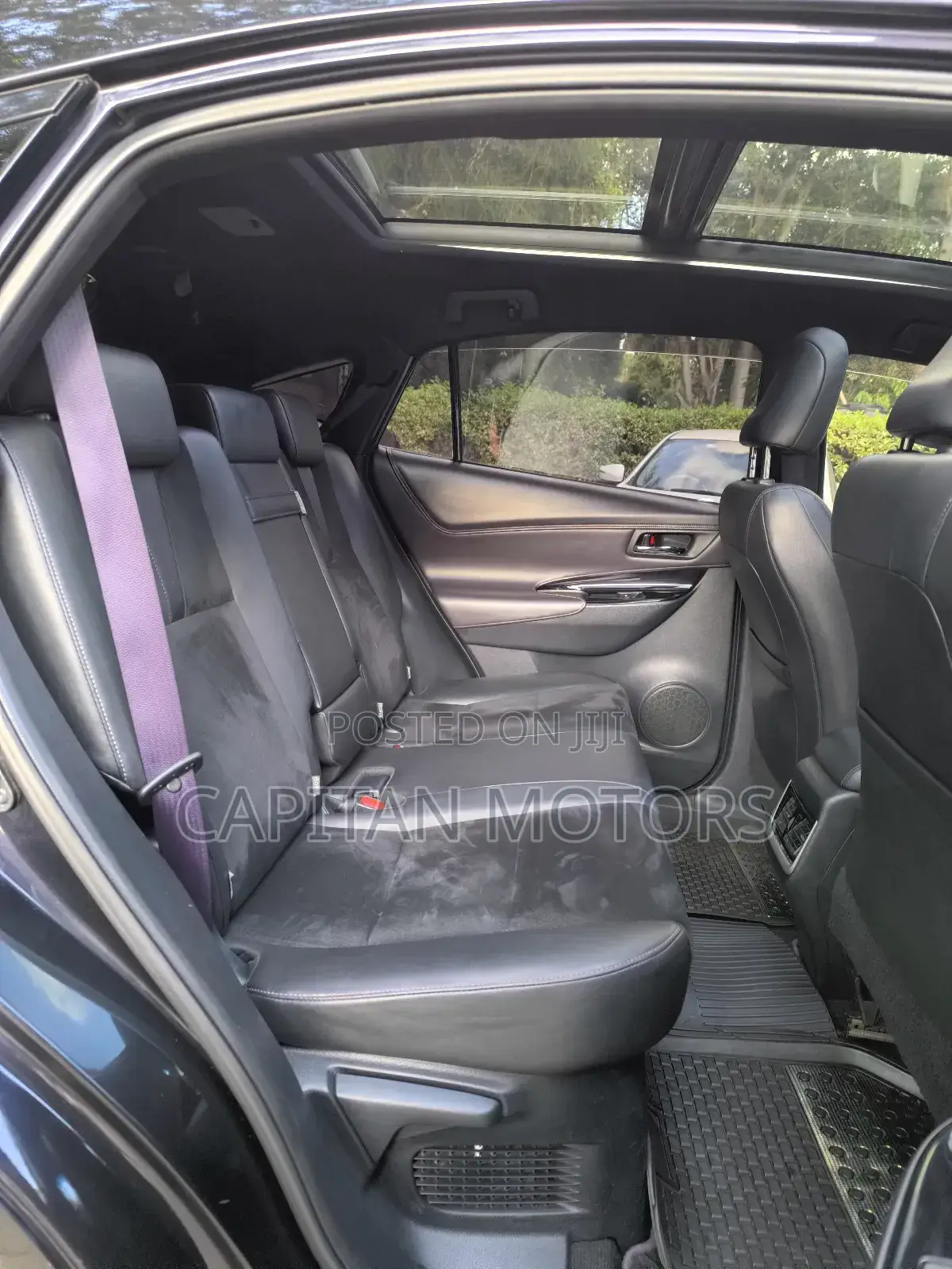 Toyota Harrier 2.5 Hybrid 4WD 2016 Purple