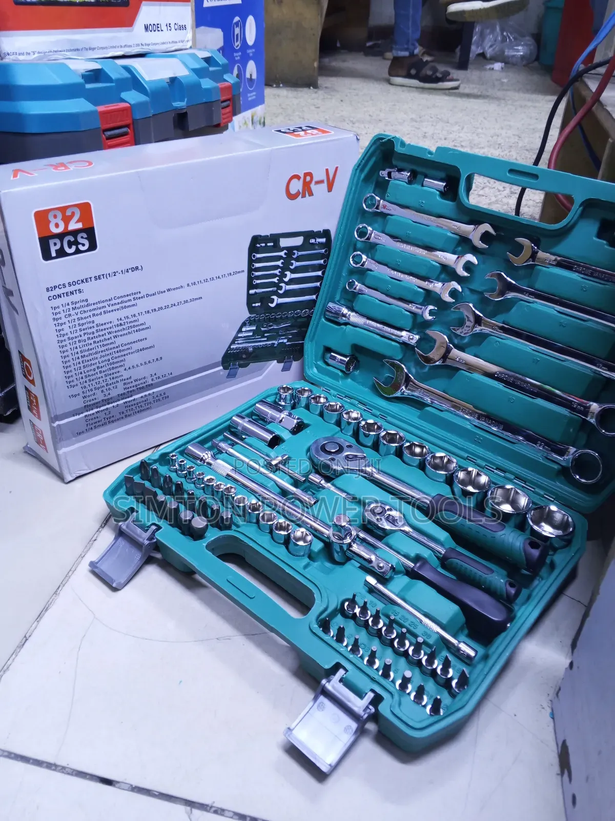 Quality 82pc Socket and Bit Set