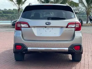 Subaru Outback 2015 Gold