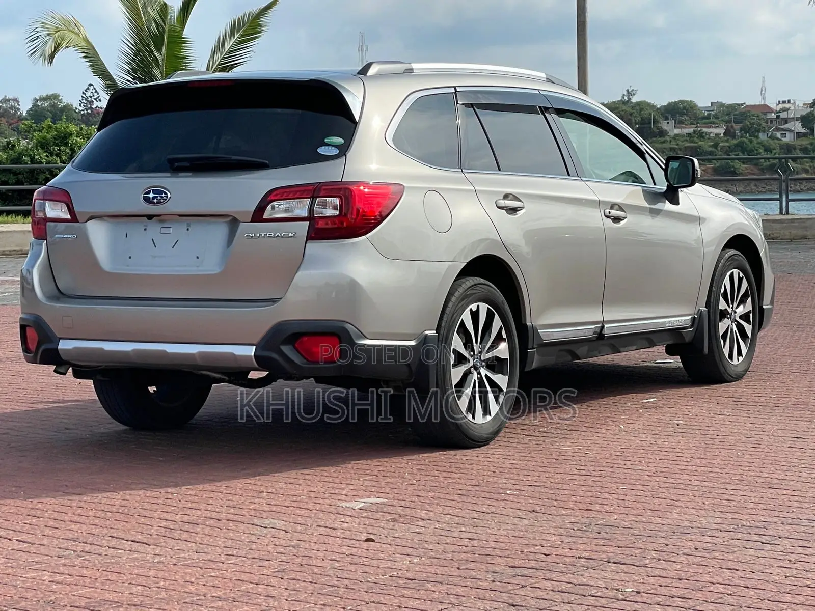 Subaru Outback 2015 Gold