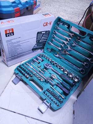 Portable Chrome Vanadium 82pc Tool Set - thumbnail 2