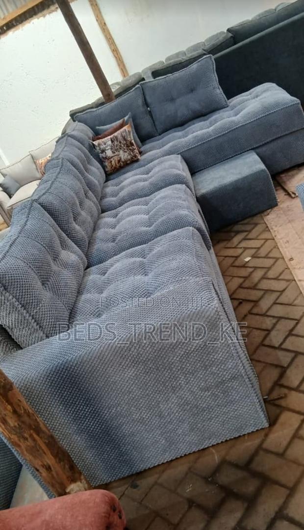 Reliable Cushy 7 Seater L Shaped Sofa