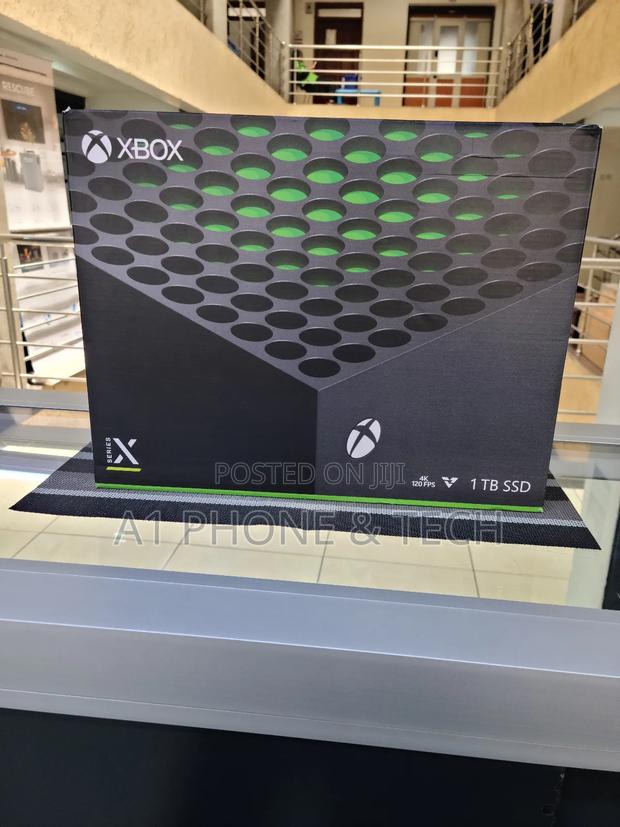 Xbox Series X - main view