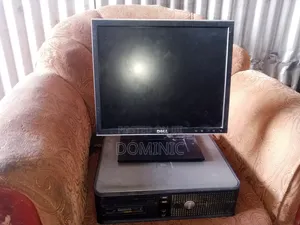 Desktop Computer Dell 4GB Intel HDD 140GB