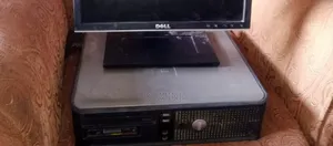 Desktop Computer Dell 4GB Intel HDD 140GB