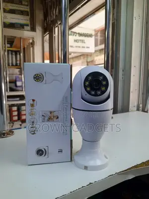Panoramic E27 Socket Wifi CCTV Camera With Motion Alert