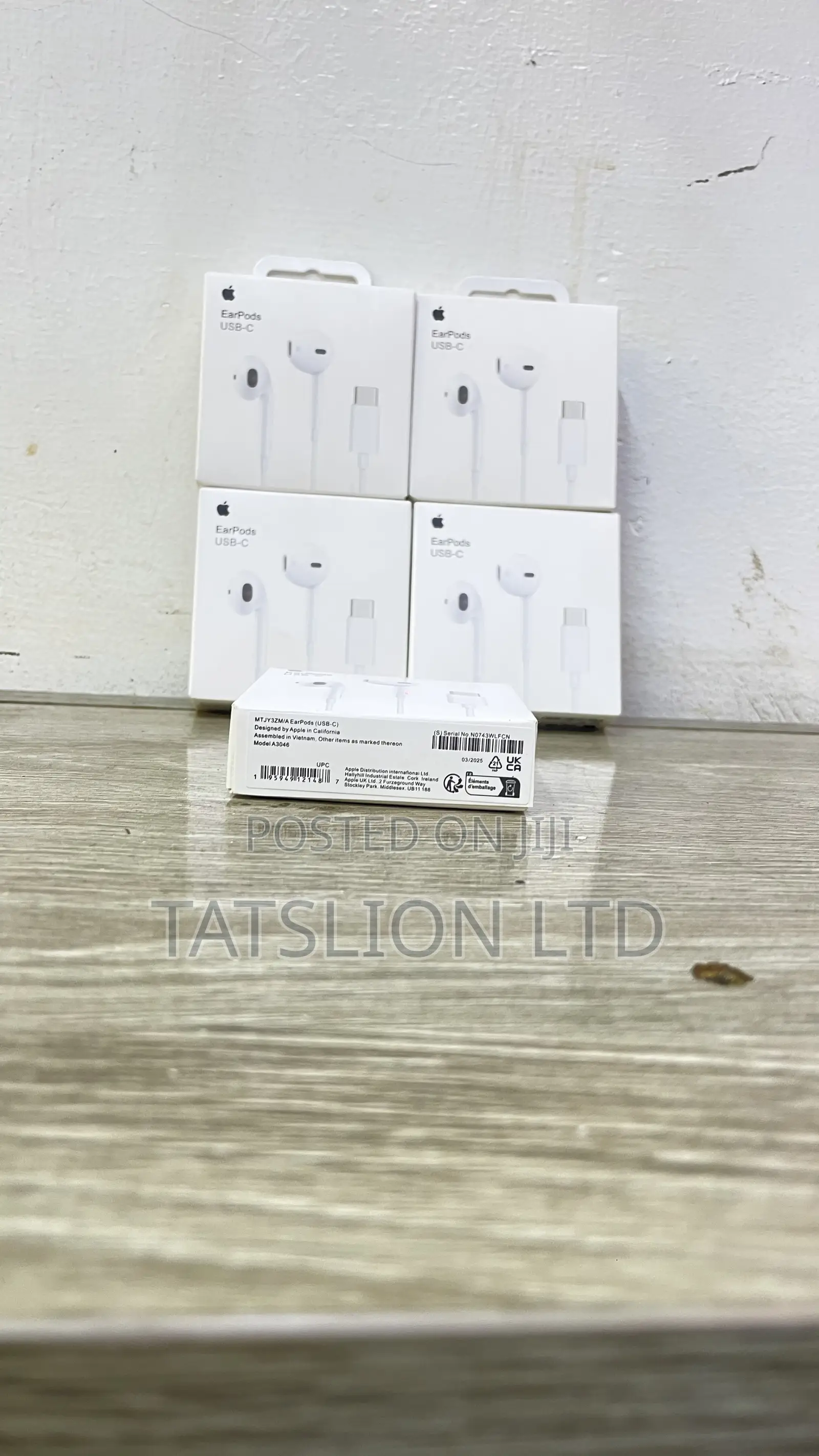 iPhone 17 Pro Max Type C Earphones